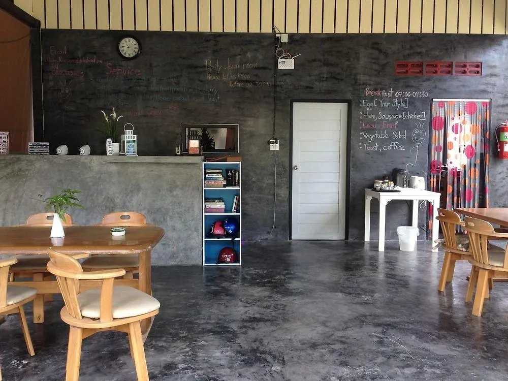 Hotel Raven Blue Ko Lanta 2*,