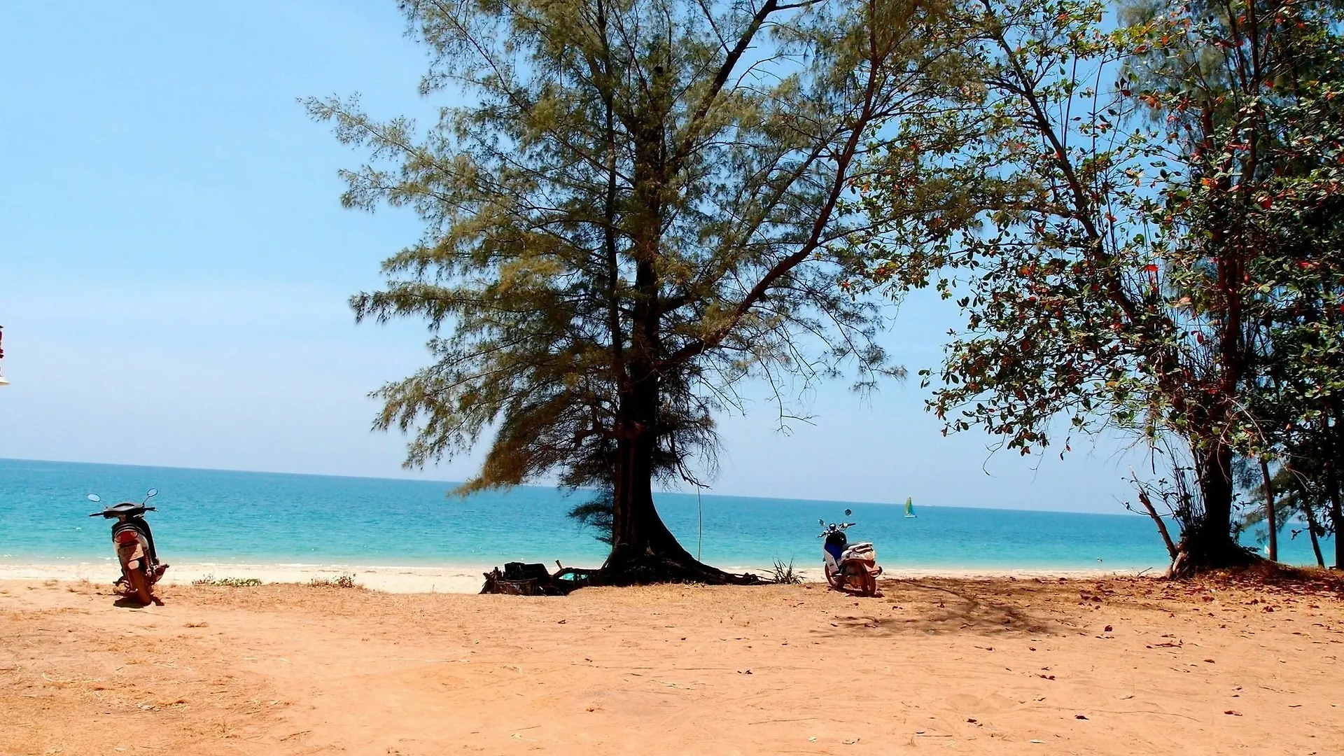 Hotel Raven Blue Ko Lanta Pensión
