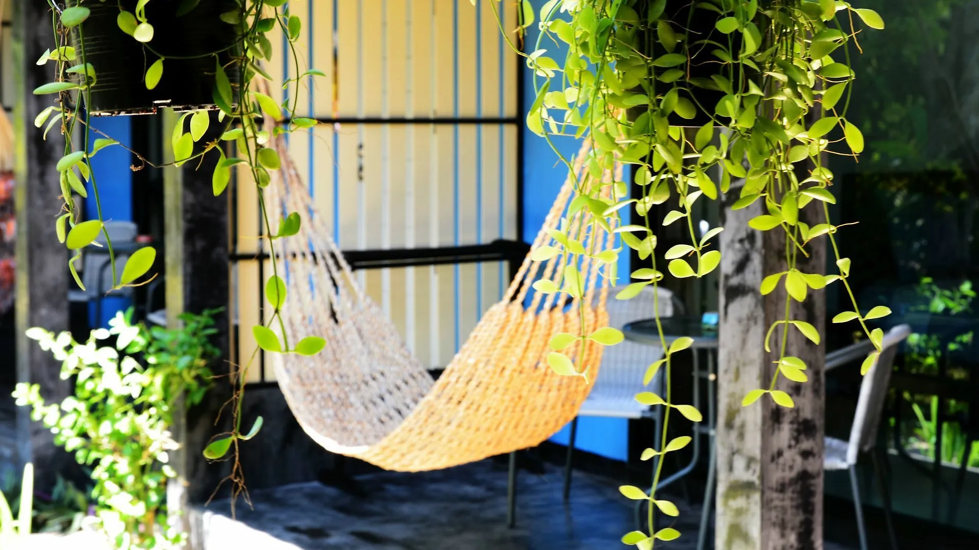 Hotel Raven Blue Ko Lanta 2*,