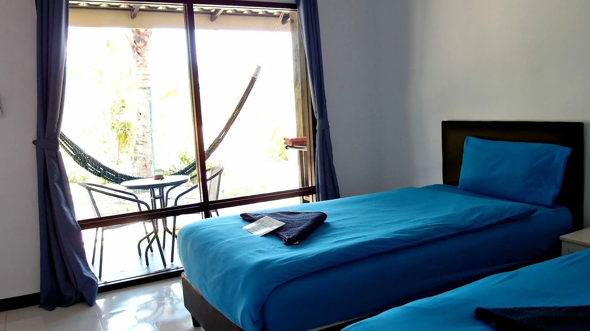 Hotel Raven Blue Ko Lanta 2*,