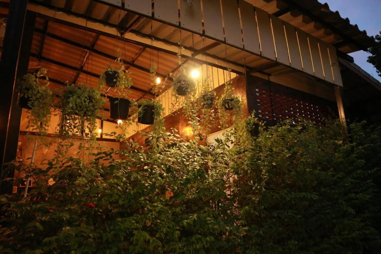Pensión Hotel Raven Blue Ko Lanta