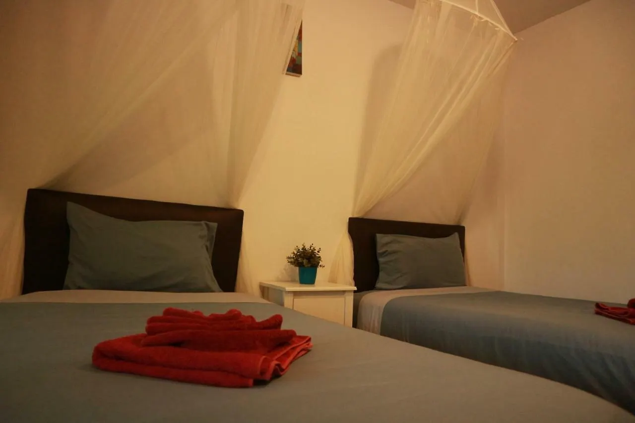 Raven Blue Hotel Koh Lanta Thailand