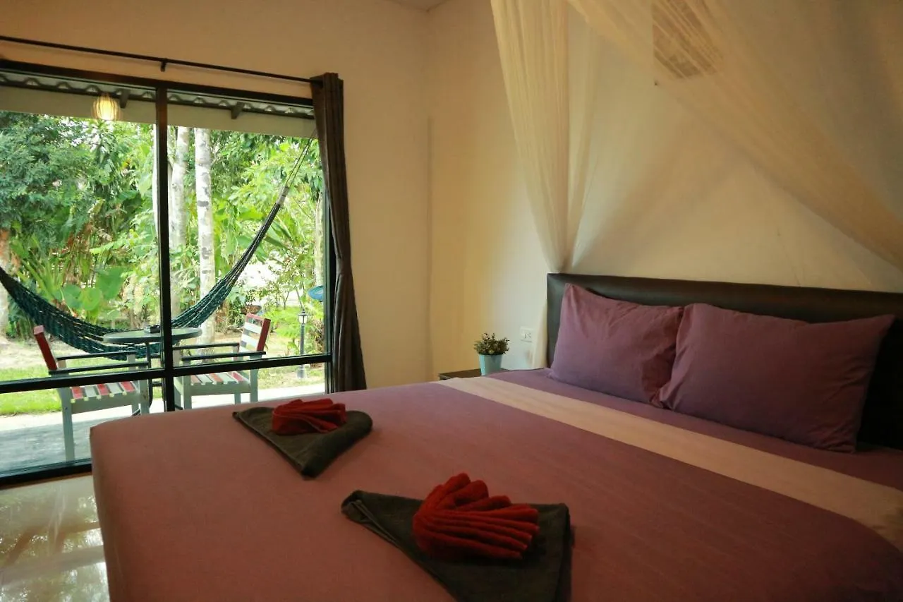 Hotel Raven Blue Ko Lanta 2*,